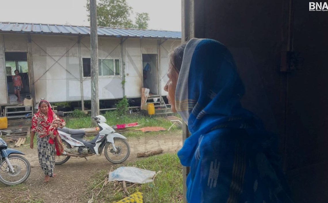 (ဓာတ်ပုံ - မောင်တောမြို့နယ်မှစစ်ဘေးရှောင်တချို့ / BNA)