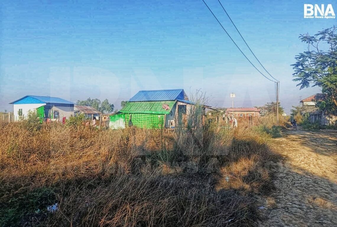 (ဓာတ်ပုံ - ရန်ကုန်မှာ စစ်ဘေးရှောင်တွေငှားရမ်းနေတဲ့နေရာကိုတွေ့ရပုံ / BNA)