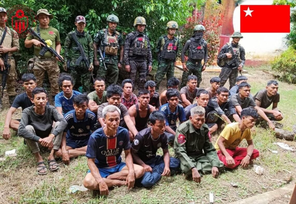 (ဓာတ်ပုံ - အမျိုးသားညီညွတ်ရေးအစိုးရ)