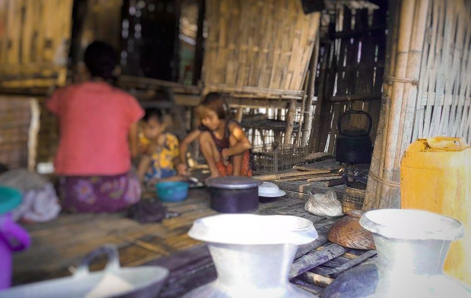 (ဓာတ်ပုံ - ကျောက်တော်မြို့နယ်မှစစ်ဘေးရှောင်စခန်းတခု / BNA)