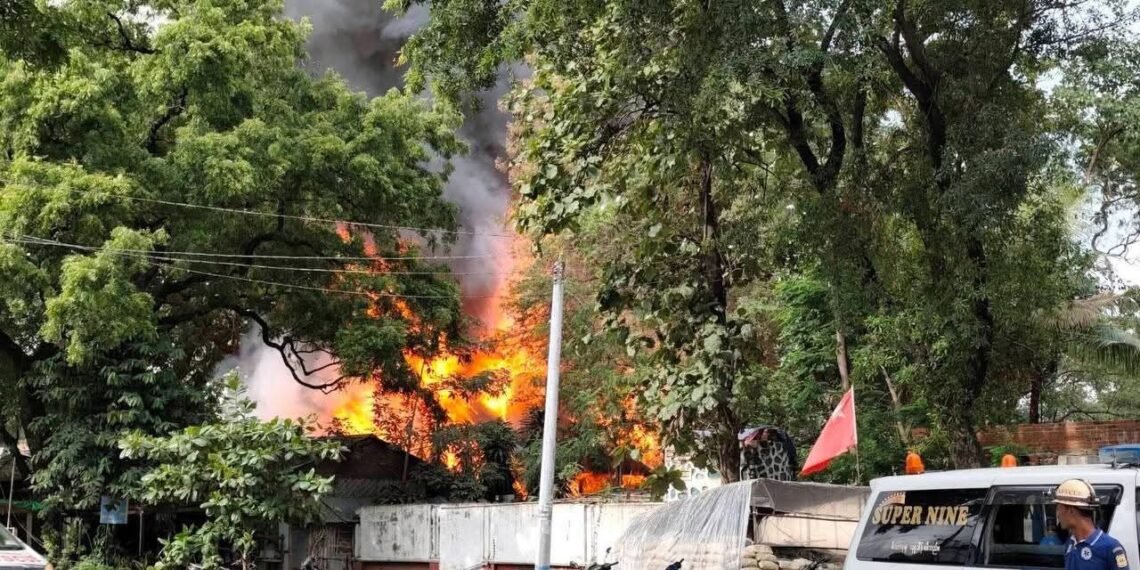 ဓာတ်ပုံ - (ပြည်သူ့ကာကွယ်ရေးတပ်မတော် (မန္တလေး))