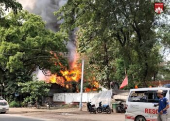 ဓာတ်ပုံ - (ပြည်သူ့ကာကွယ်ရေးတပ်မတော် (မန္တလေး))