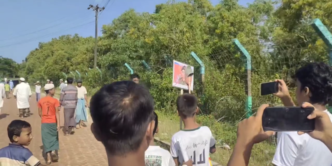 (ဓာတ်ပုံ - ဘင်္ဂလားဒေ့ရှ်နိုင်ငံ၊ ဒုက္ခသည်စခန်းတွေရှိ ရိုဟင်ဂျာတွေဆန္ဒပြတောင်းဆိုနေပုံ / လူမှုကွန်ရက်)