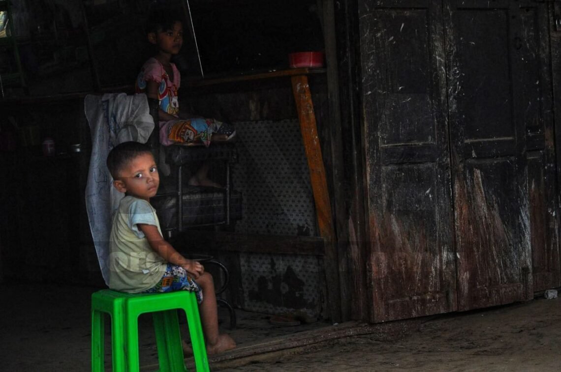(ဓာတ်ပုံ - ဘူးသီးတောင်မြို့နယ်က မွတ်ဆလင်ကလေးနှစ်ဦးကို ၂၀၂၀ ပြည့်နှစ်က တွေ့ရပုံ / BNA)