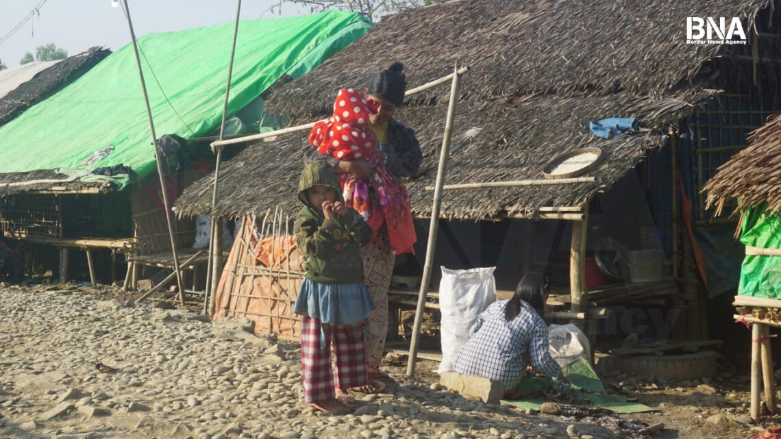 (ဓာတ်ပုံ - မြောက်ဦးမြို့ပေါ်မှစစ်ဘေးရှောင်စခန်းတနေရာ / BNA)