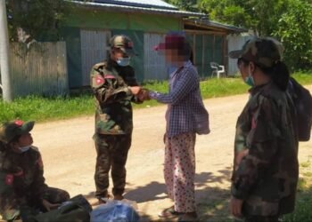 ဓာတ်ပုံ -ပကဖအသံ