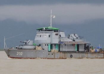 (ဓာတ်ပုံ - စစ်ကော်မရှင်ရေတပ်စစ်သင်္ဘော / BNA)