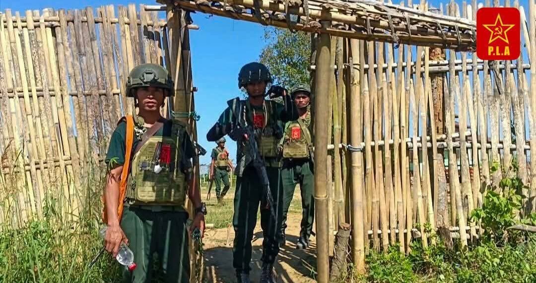 ဓာတ်ပုံ - ပြည်သူ့လွတ်မြောက်ရေးတပ်မတော်