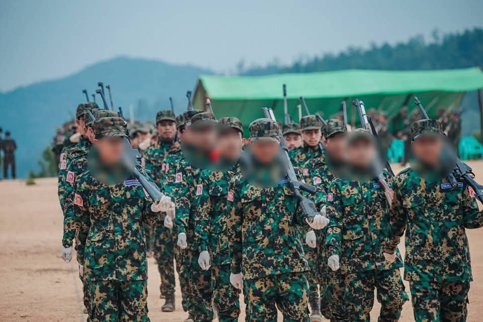 ဓာတ်ပုံ-ချင်းကာကွယ်ရေးတပ်