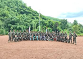 ဓာတ်ပုံ-ချင်းကာကွယ်ရေးတပ် - အရှို