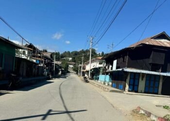 ဓာတ်ပုံ - ယောအလင်းတန်း