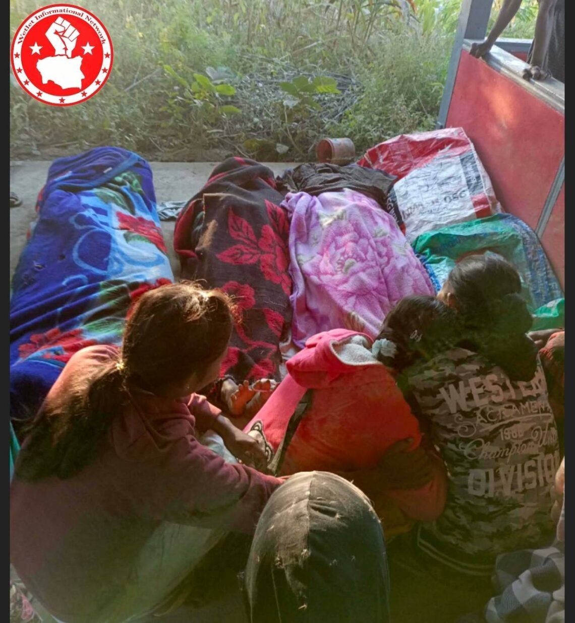 ဓာတ်ပုံ - ဝက်လက်သတင်းကွန်ရက်