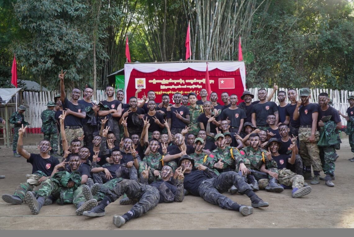 ဓာတ်ပုံ - အထူးတိုင်းစစ်ဌာန၊ ပြည်သူ့ကာကွယ်ရေးတပ်မတော်