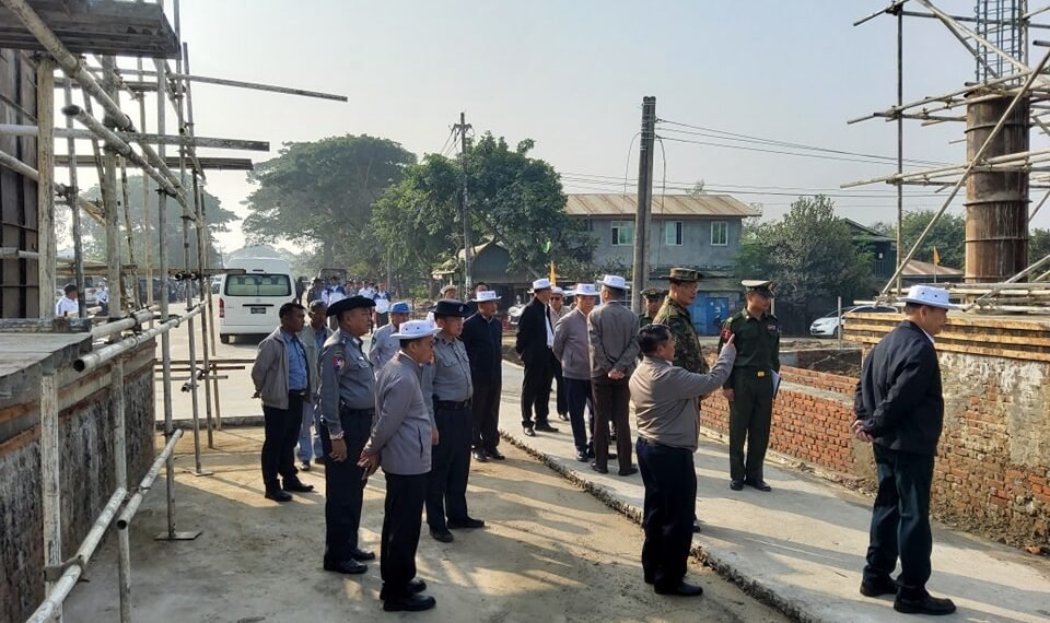 ဓာတ်ပုံ - သိကြားစေချင်ငွေသဇင်