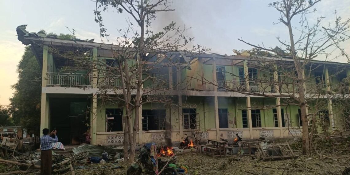 ဓာတ်ပုံ-ဒီပဲယင်းမြို့နယ် ပြည်သူ့အုပ်ချုပ်ရေးအဖွဲ့