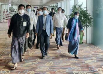 ဓာတ်ပုံ - စစ်ကော်မရှင်