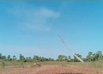 ဓာတ်ပုံ - ချိုမိုင်မိုင် - ကနီ