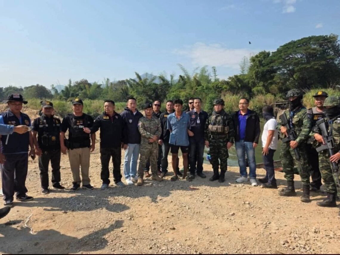 ဓာတ်ပုံ - လူမှုကွန်ရက်