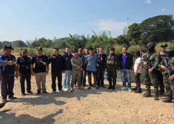 ဓာတ်ပုံ - လူမှုကွန်ရက်