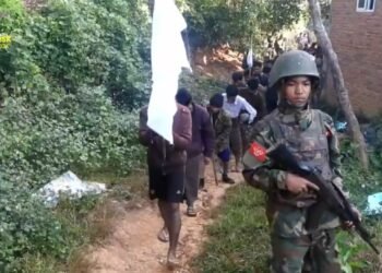 ဓာတ်ပုံ - AA