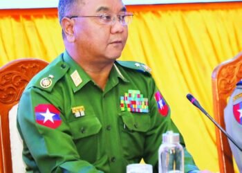 ဓာတ်ပုံ-စစ်ကော်မရှင်