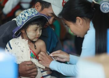 ဓာတ်ပုံ - တအာင်းတပ်မတော်