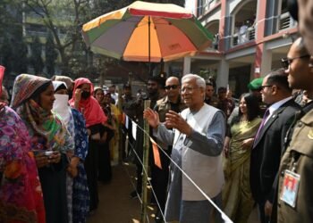 Photo - Chief Adviser GOB