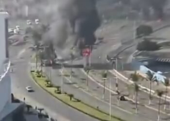 ဓာတ်ပုံ - လူမှုကွန်ရက်