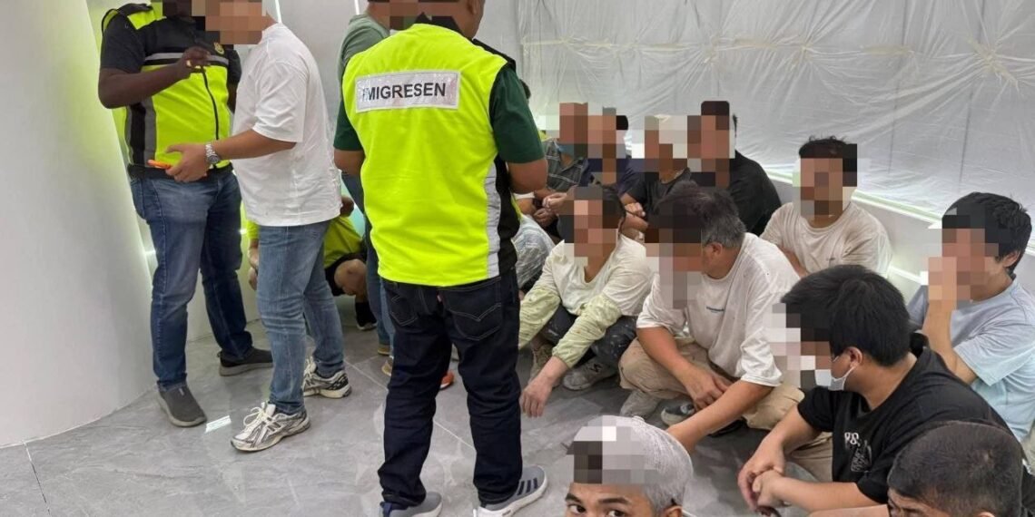 ​ဓာတ်ပုံ - လူမှုကွန်ရက်