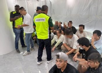 ​ဓာတ်ပုံ - လူမှုကွန်ရက်