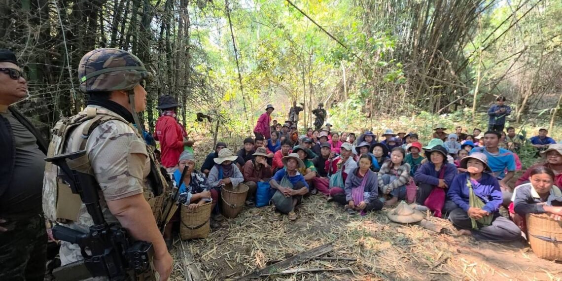 ဓာတ်ပုံ - ကော်သူးလေအာမီ (KTLA)