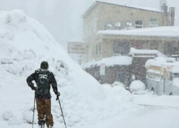 Photo - AP Photos, New York Post နဲ့  နိုင်ငံတကာ သတင်းဌာနတွေ (International News Agencies)