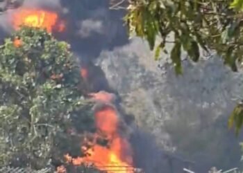 ဓာတ်ပုံ - ယောအလင်းတန်း