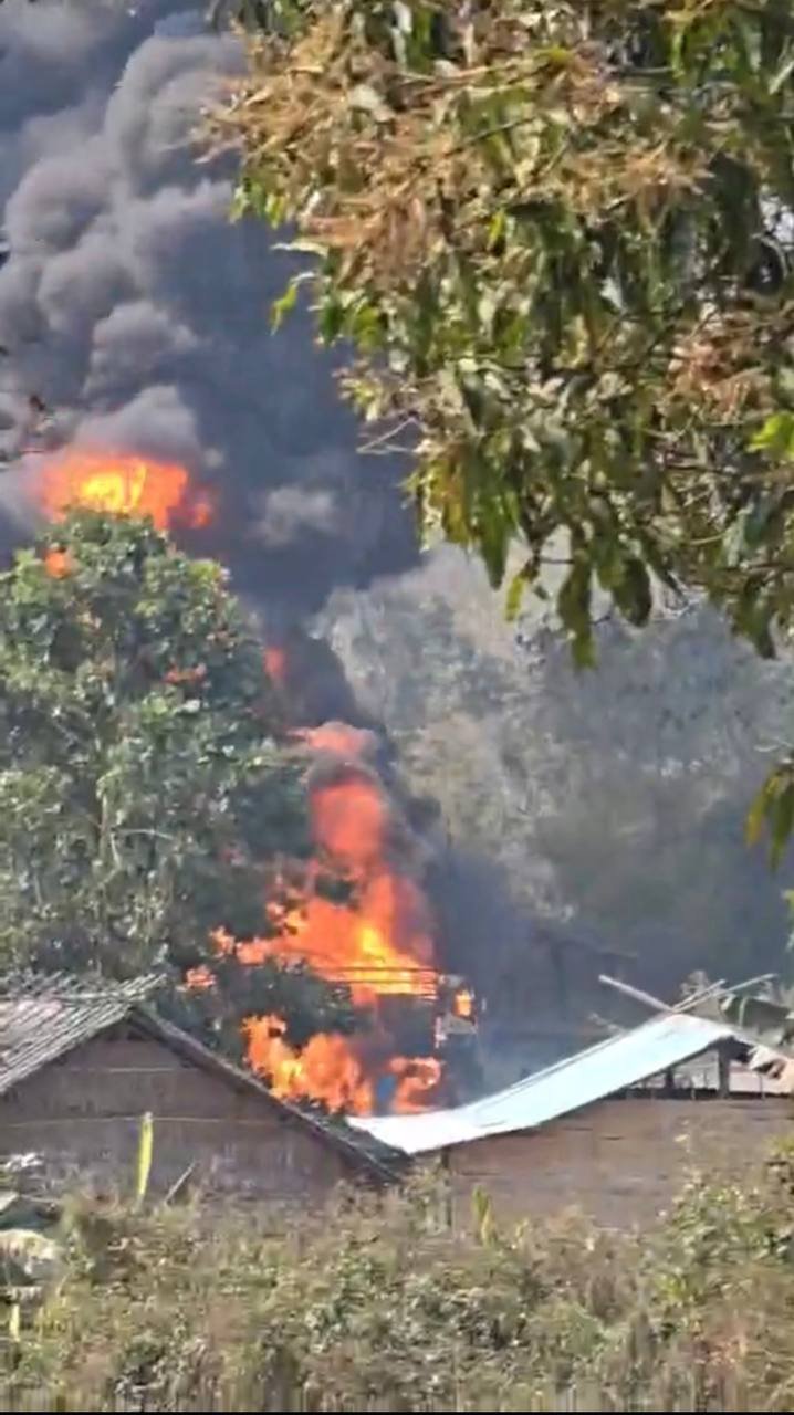 ဓာတ်ပုံ - ယောအလင်းတန်း