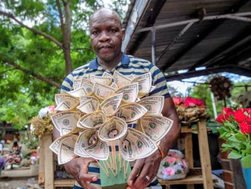 Photo - လူမှုကွန်ရက်