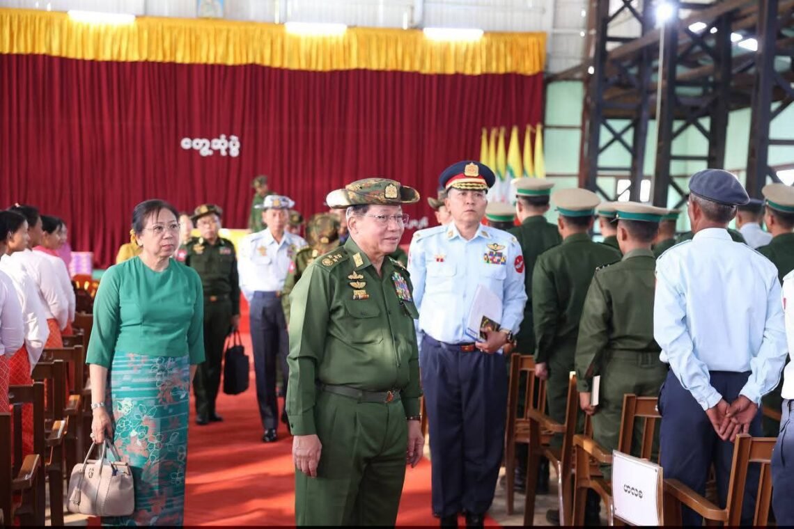 ဓာတ်ပုံ - စစ်ကော်မရှင်