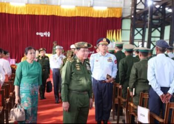 ဓာတ်ပုံ - စစ်ကော်မရှင်