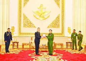 ဓာတ်ပုံ - စစ်ကော်မရှင်