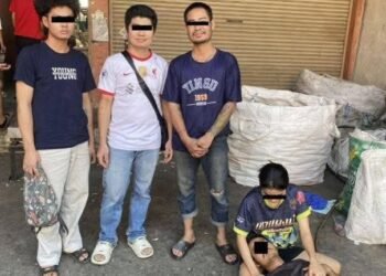 ဓာတ်ပုံ - လူမှုကွန်ရက်