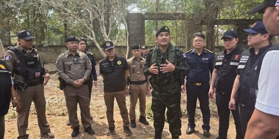 ဓာတ်ပုံ - ထိုင်းဘုရင့်တပ်မတော်