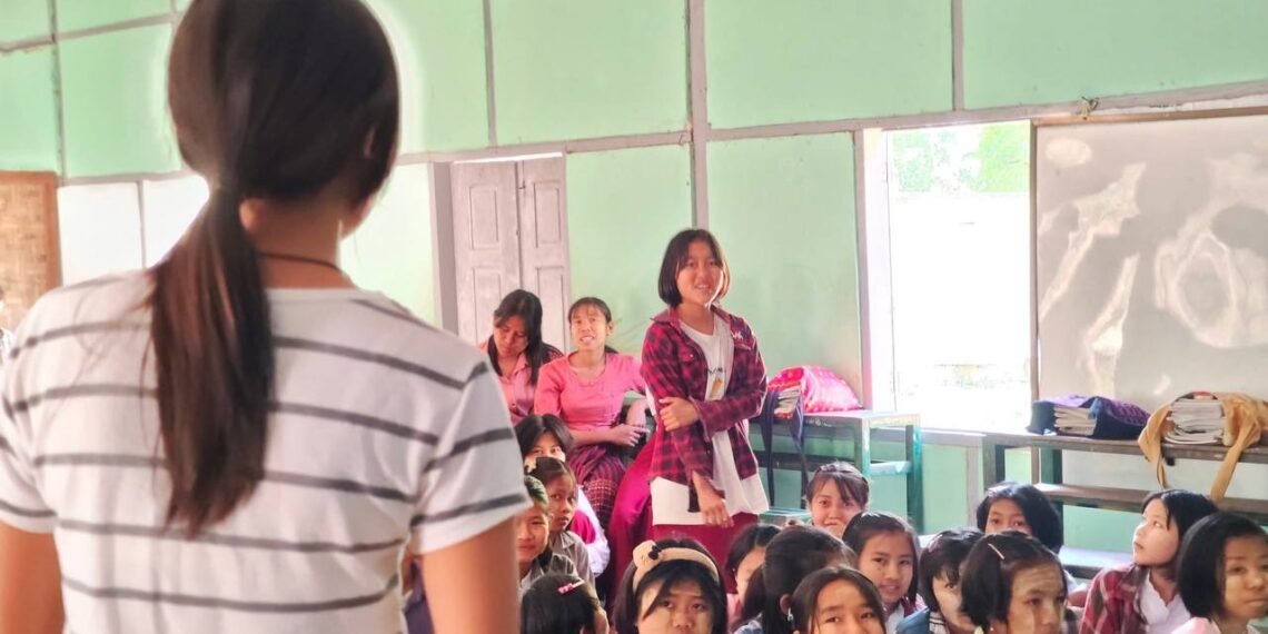 ဓာတ်ပုံ-​အညာပစ်တိုင်းထောင်လေးများ လူထုသပိတ်ကော်မတီ