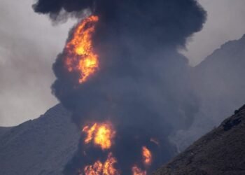 ဓာတ်ပုံ - လူမှုကွန်ရက်