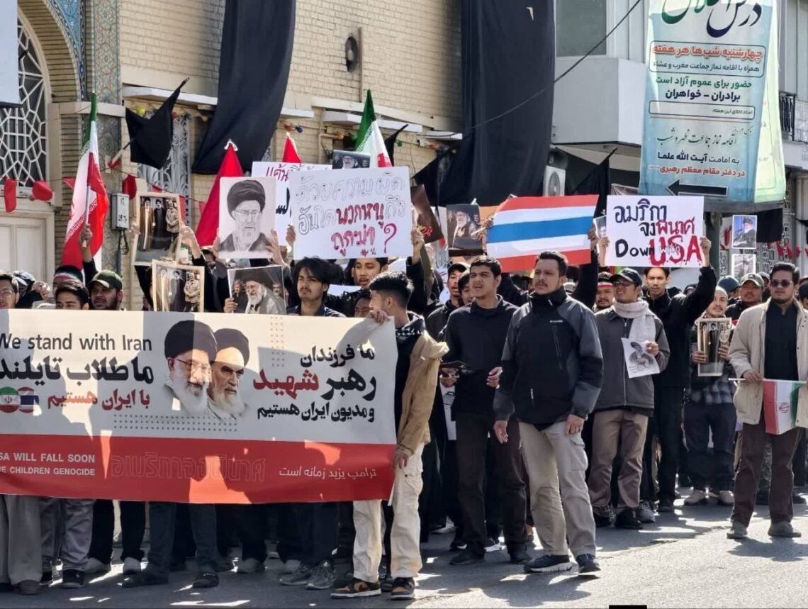 ဓာတ်ပုံ - လူမှုကွန်ရက်