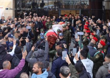 ဓာတ်ပုံ - လူမှုကွန်ရက်