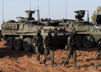 Photo-SMART Soldiers Strong ARMY