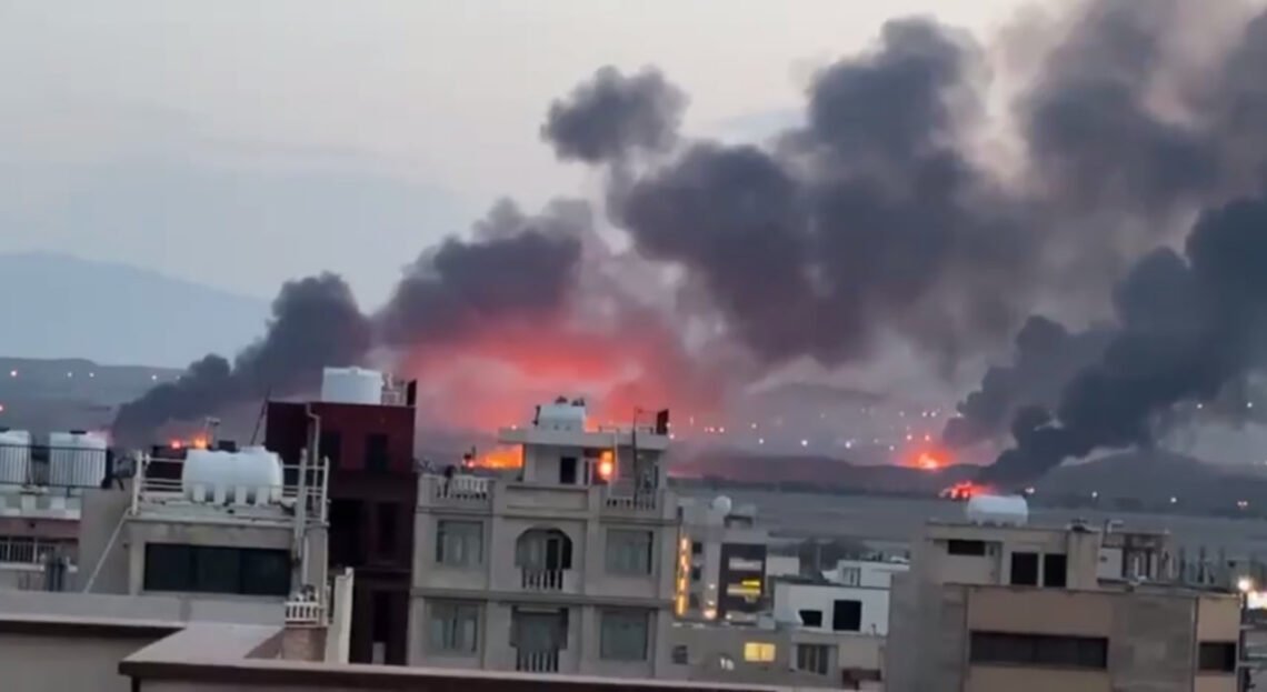 ဓာတ်ပုံ - လူမှုကွန်ရက်