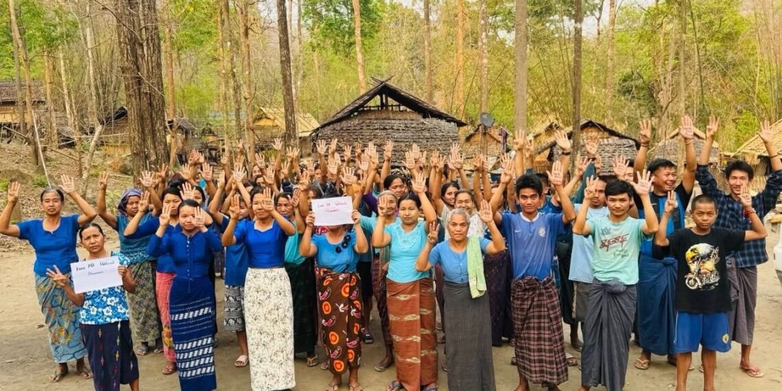 ဓာတ်ပုံ-ဆားလင်းကြီး - လက်ပံတောင်းတောင် ပင်မသပိတ်အင်အားစု