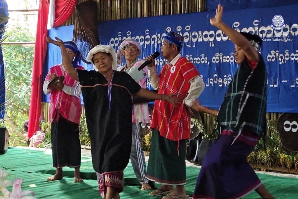 ဓာတ်ပုံ - KNU