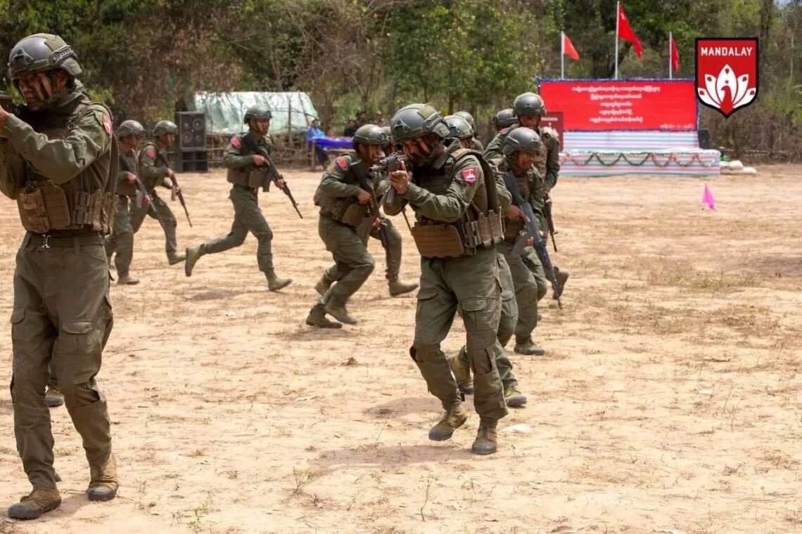 ဓာတ်ပုံ - ပြည်သူ့ကာကွယ်ရေးတပ်မတော် - မန္တလေး