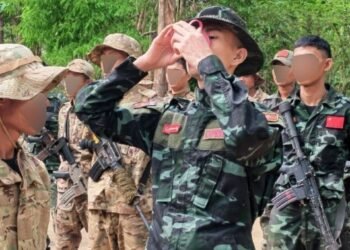 ဓာတ်ပုံ - ပြည်သူ့ကာကွယ်ရေး တပ်မတော်